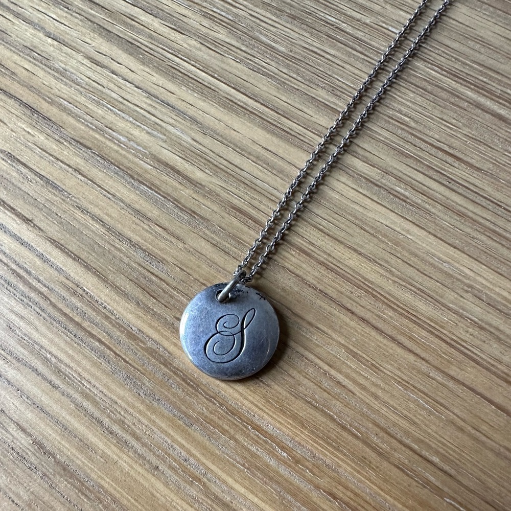 S initial alphabet disc Tiffany necklace